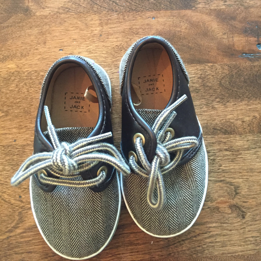 Janie and Jack tweed and leather shoes size 5
